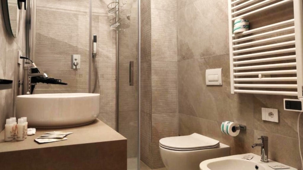 MAISON 104 casavacanze maison104 cconforthotels bari 04