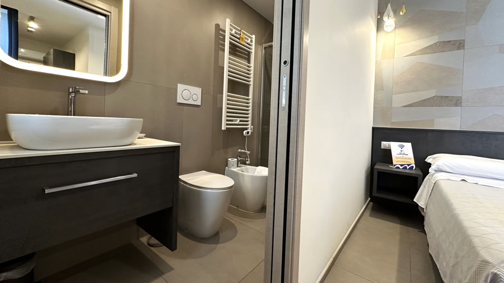 MARILÙ VACANZE affittacamere marilu vacanze room3 bari cconforthotels jestyo 05